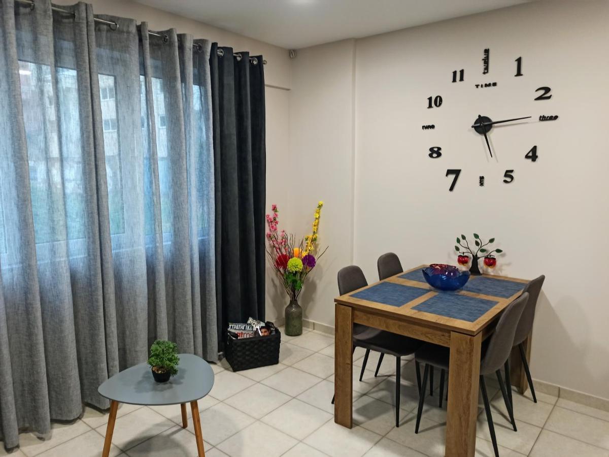 Central Square Apartment 1 Pírgos Екстериор снимка